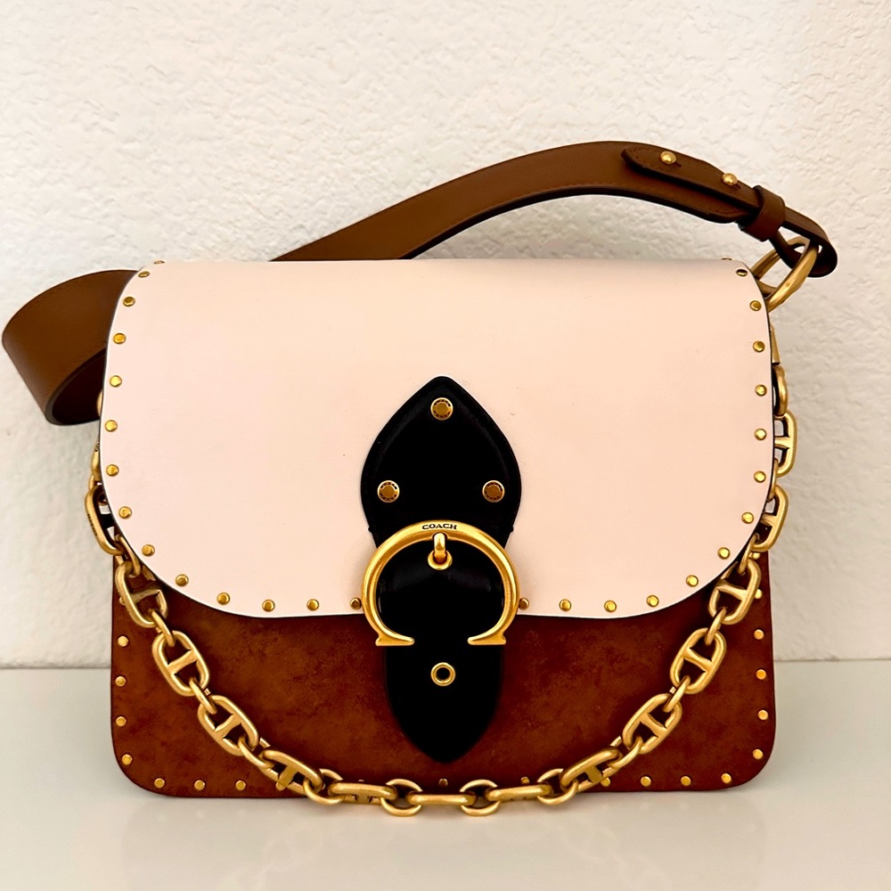 Coach Beat Shoulder Colorblock Bag with Rivets
Missing short arm strap